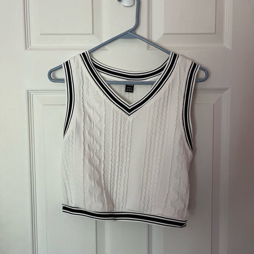 Sweater Vest Stylish